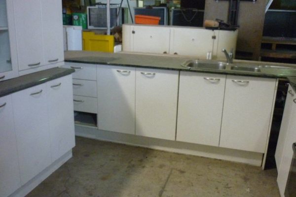 Kitchen-002