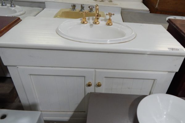 Cedar vanity 1165 wide