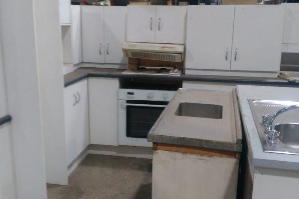 White Kitchen (3)