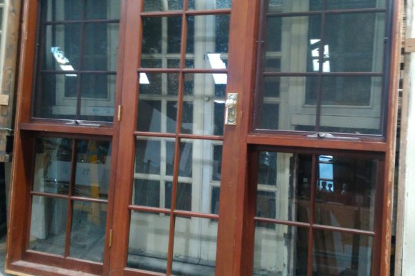 2185 x 2490 Colonial